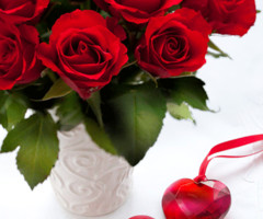 Букет алых роз открытка - с цветами